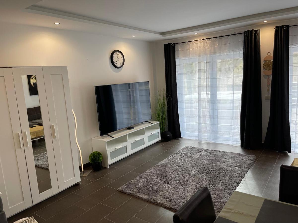 Malibu Apartman & Jacuzzi Μίσκολτς Εξωτερικό φωτογραφία
